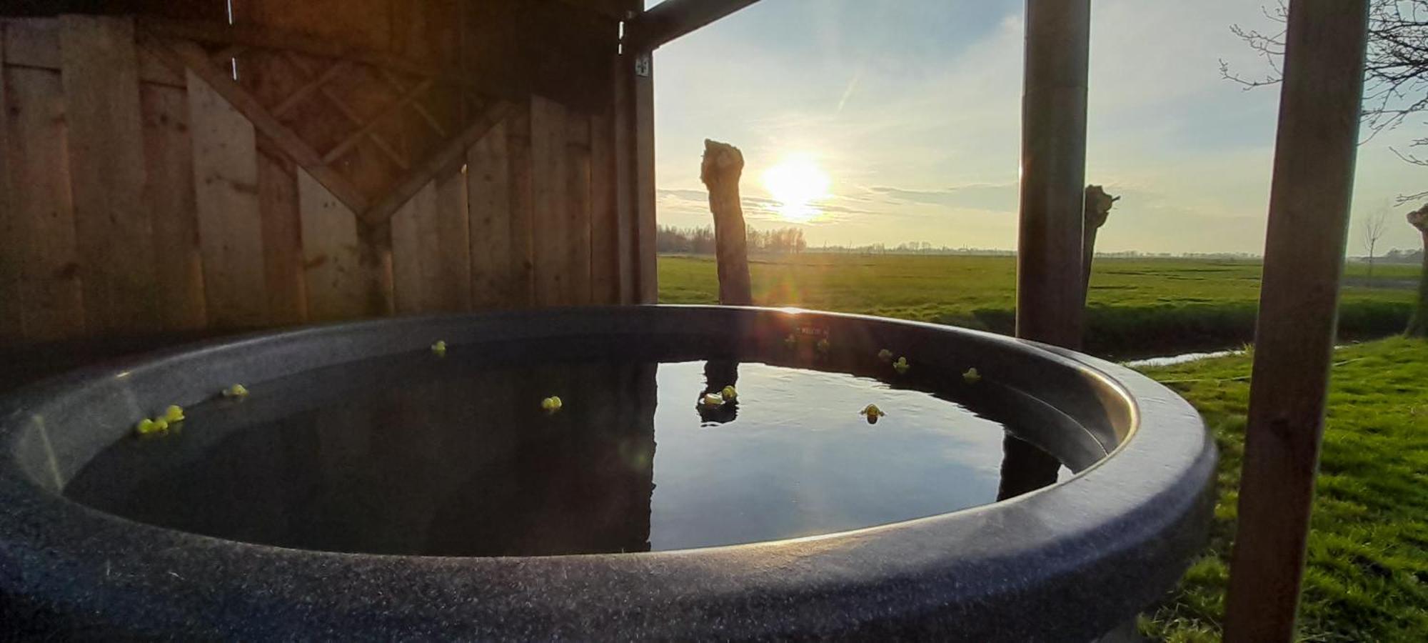 Stacaravan Op De Paardenboerderij Sneek Dış mekan fotoğraf